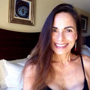 Meet your Posher, Ana